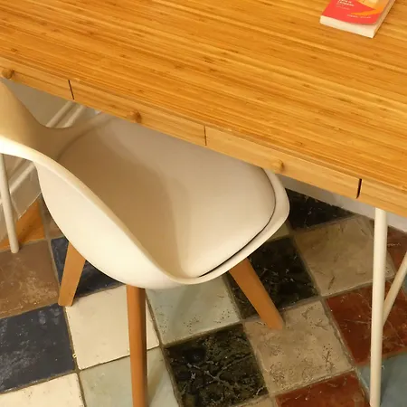 Firenze32 4* نابولي