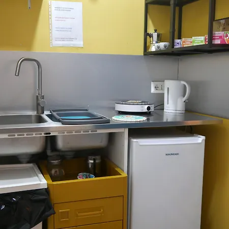 Firenze32 4* نابولي