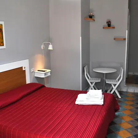 Firenze32 Bed & Breakfast Naples