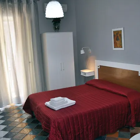 Firenze32 4* Naples